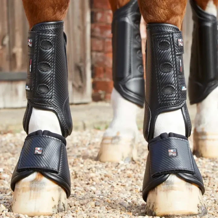 carbon-tech-air-cooled-eventing-boots-1033fsblk-905323_1600x.webp