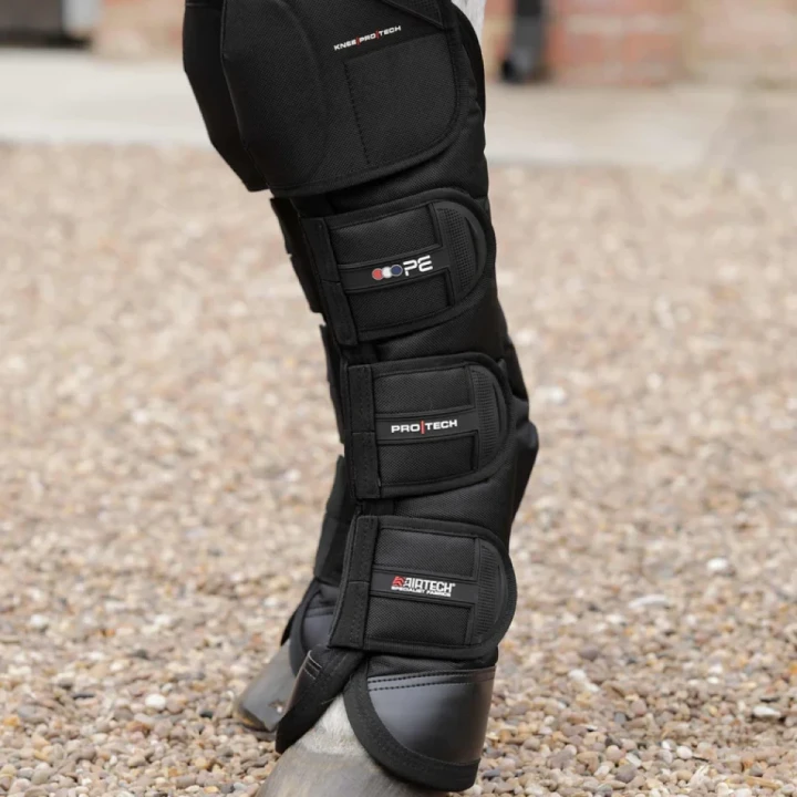ballistic-knee-pro-tech-horse-travel-boots-1007sblk-775891_768x.webp