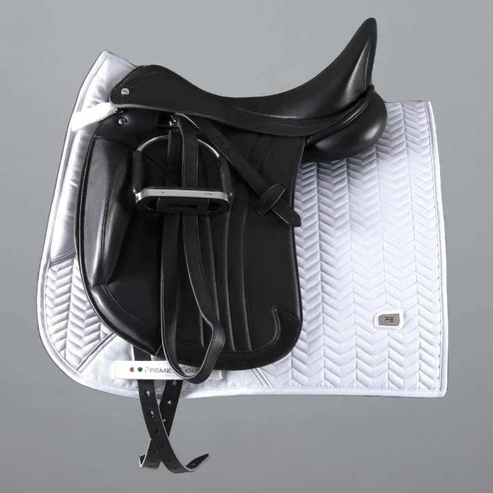 sovereign-dressage-saddle-pad-white2_1600x.webp