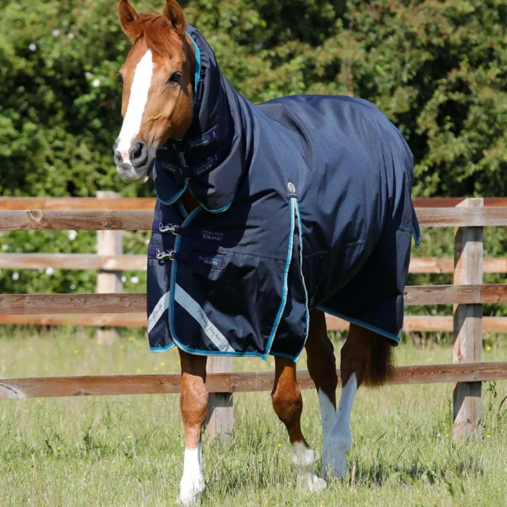 Buster-Storm-100-Turnout-Rug-Navy-1-V2_1600x.webp