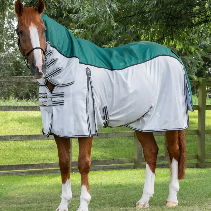 showertex-stay-dry-fly-rug-green-1_1600x.webp