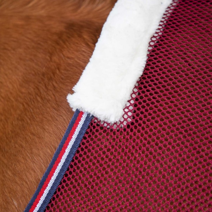 Arisca-Scrim-Cooler-Burgundy-2.jpg
