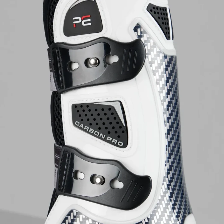 carbon-pro-tendon-boots-white-5_0ac4b4f1-8104-43a9-8261-ad1241dcc7ff_1600x.webp