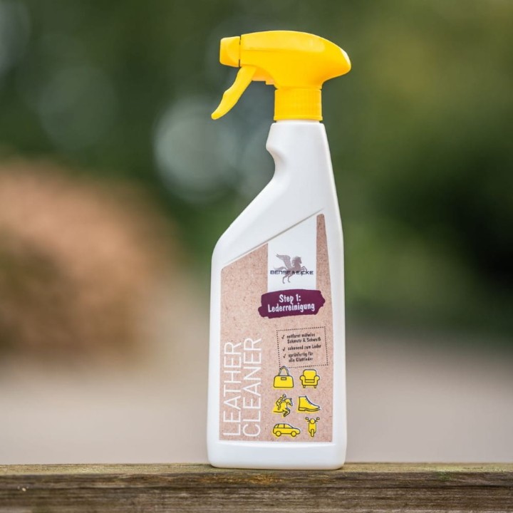 Bense&amp;amp;Eicke_Leather_Cleaner - Step 1