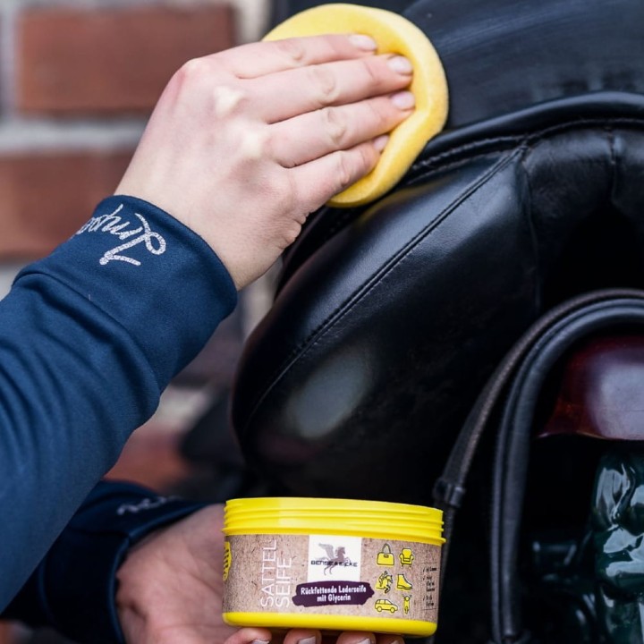 Bense&amp;Eicke_Saddle_Soap
