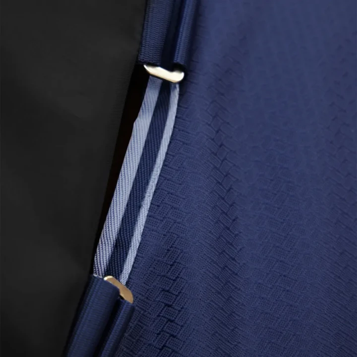 stratus-600-series-100-turnout-rug-navy-3_1600x.webp