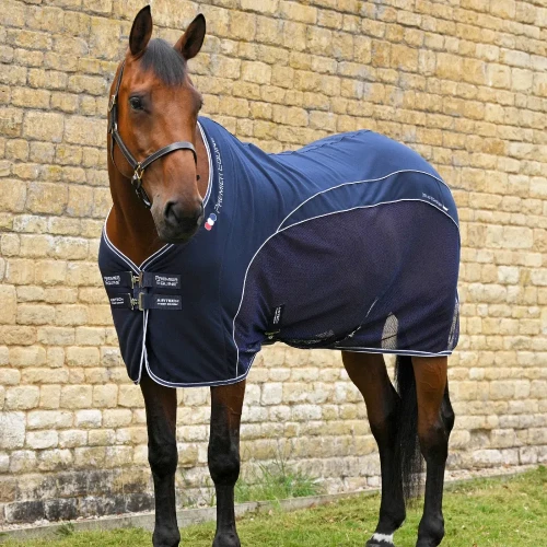 Airtech-mesh-horse-cooler-rug-navy-1_113b45ad-184a-41d1-92b0-253d76a5bc38_1600x.webp