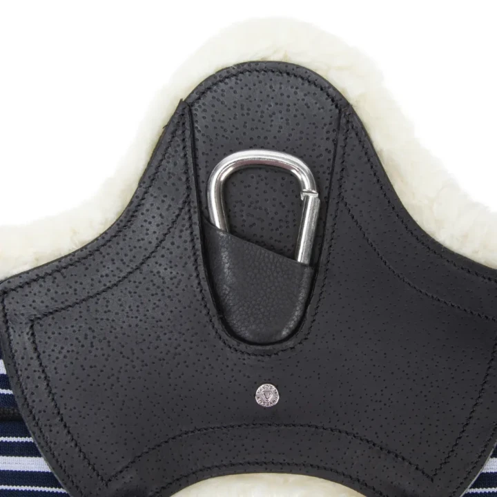 718_BLACK_007Large.webp