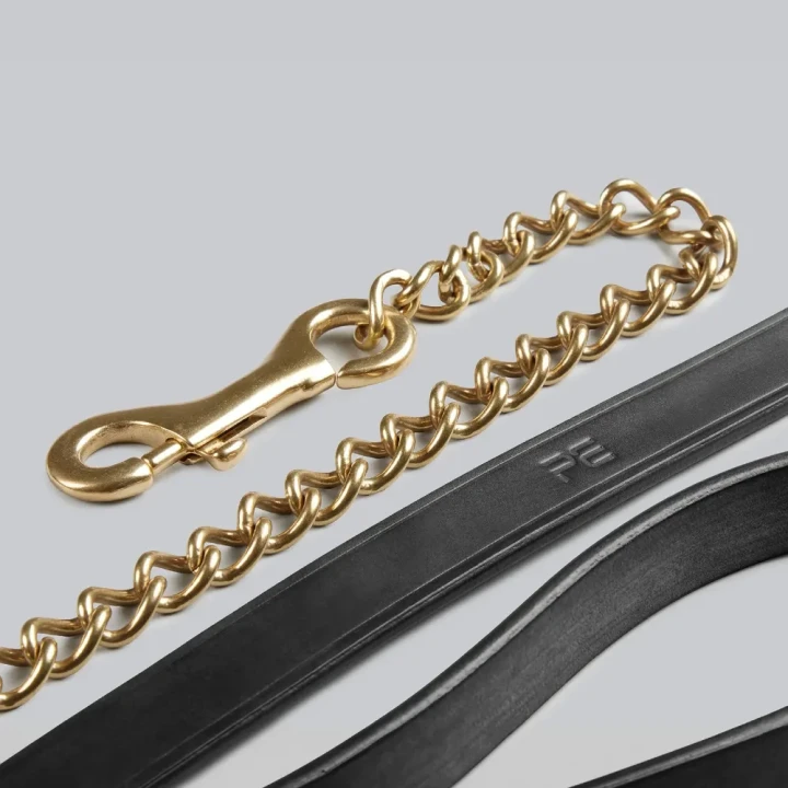 European-Leather-Lead-Chain-black-4_1600x.webp